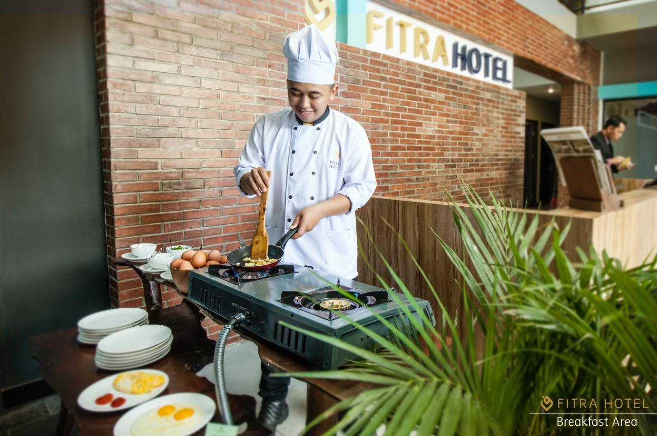 Fitra Hotel Majalengka Exterior foto